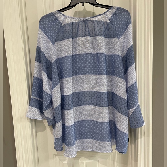 ✨✨Fred&David Women's Blouse✨✨ - Picture 5 of 6